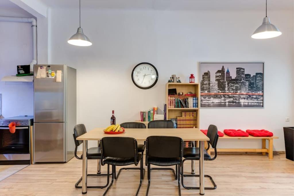 Renovated, Open And Functional Old City House Iraklion Buitenkant foto