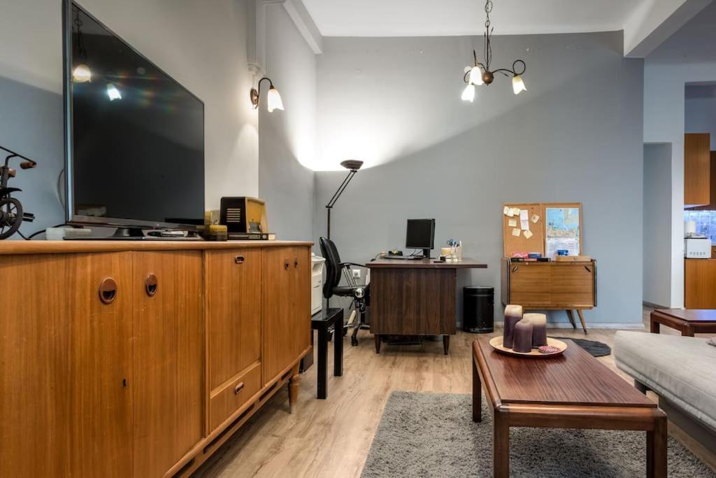 Renovated, Open And Functional Old City House Iraklion Buitenkant foto
